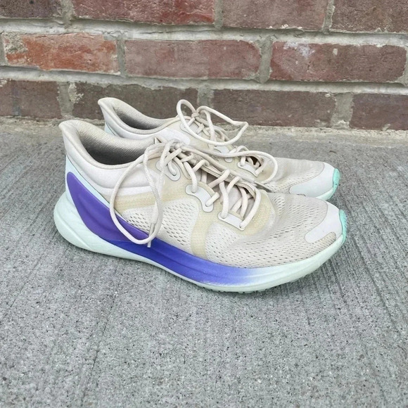 lululemon athletica Shoes - Lululemon Blissfeel Run Running Shoes Womens Size 8.5 Purple Athletic